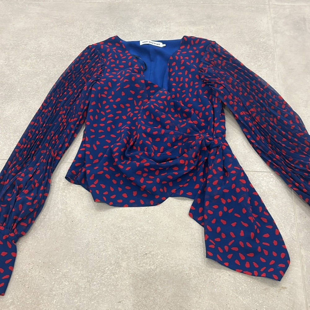 Self portrait crepe printed wrap blouse pleated detail size US 4 blue/red - Picture 11 of 11